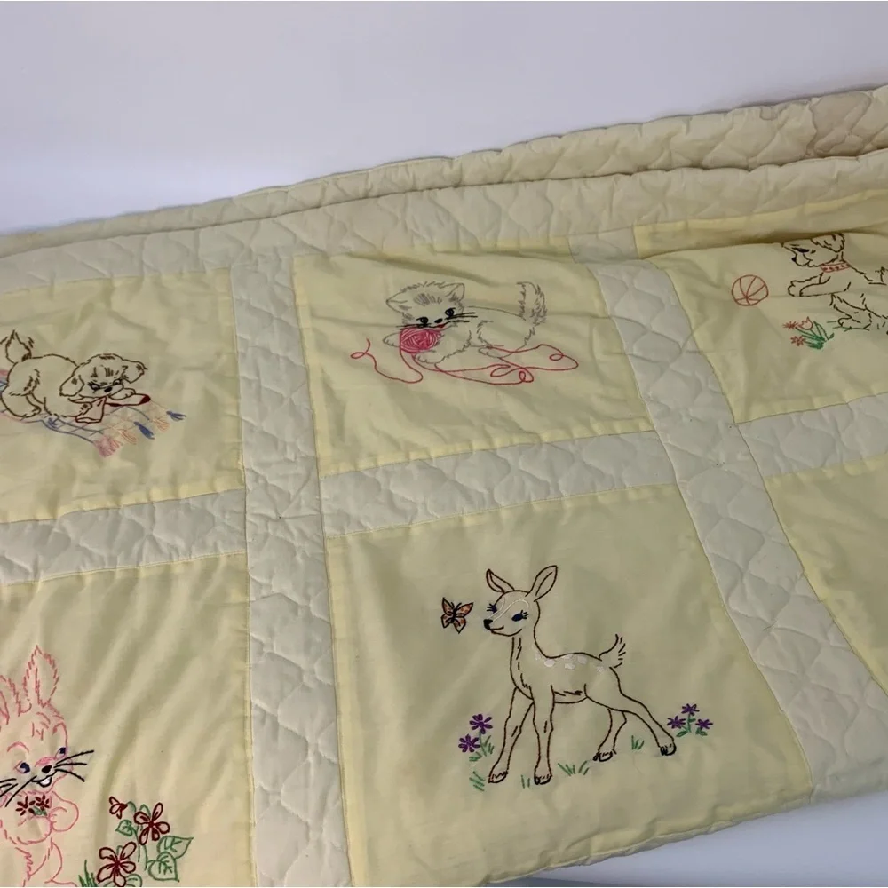 Vintage Quilted Embroidered Baby Blanket Yellow animals nursery - Picture 7 of 10